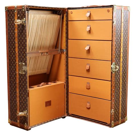 wardrobe trunk louis vuitton|Louis Vuitton trunk vintage.